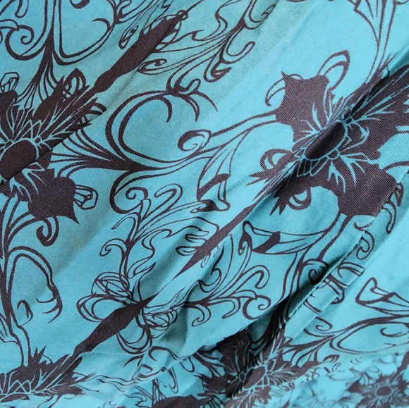 Size 20 chic star emerald green skirt BNWT - Picture 2 of 3